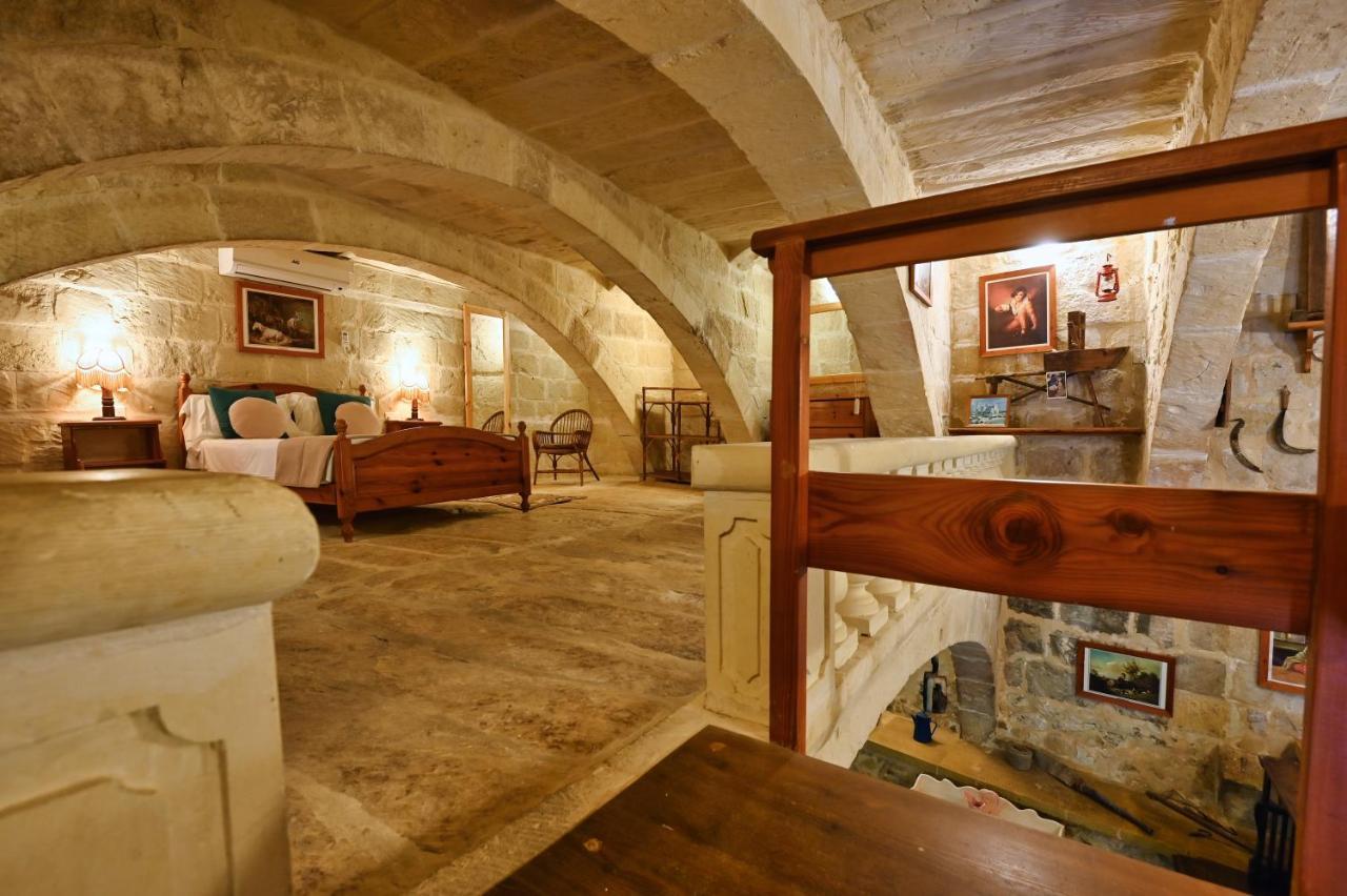 GħarbMill House别墅 外观 照片